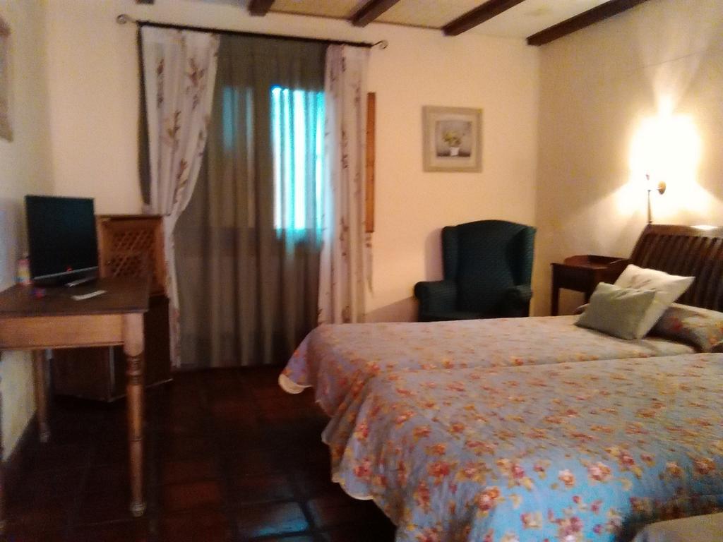 Hotel Los Rastrojos Aranda de Duero Extérieur photo