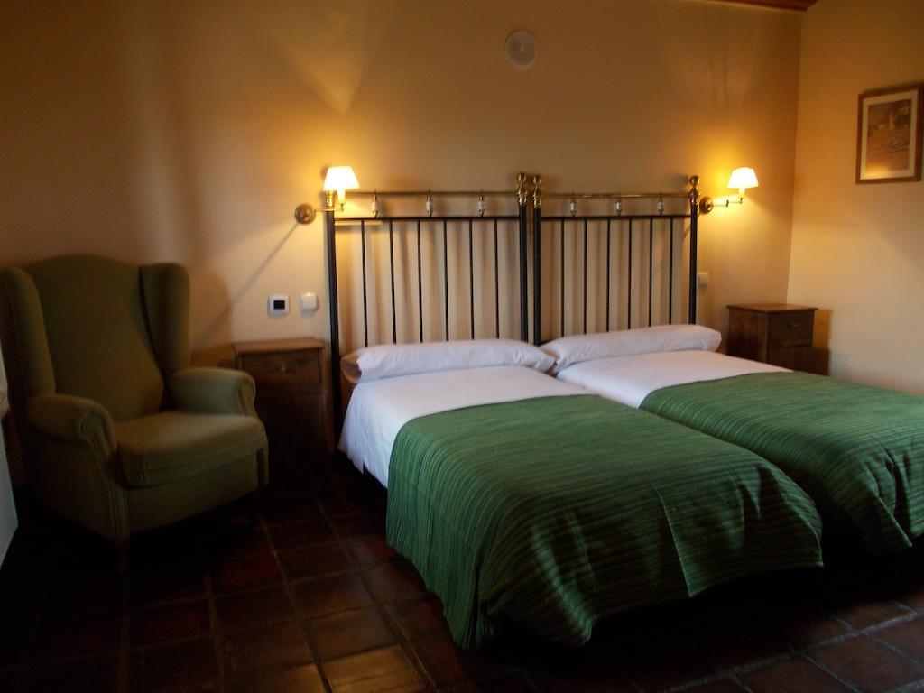 Hotel Los Rastrojos Aranda de Duero Chambre photo