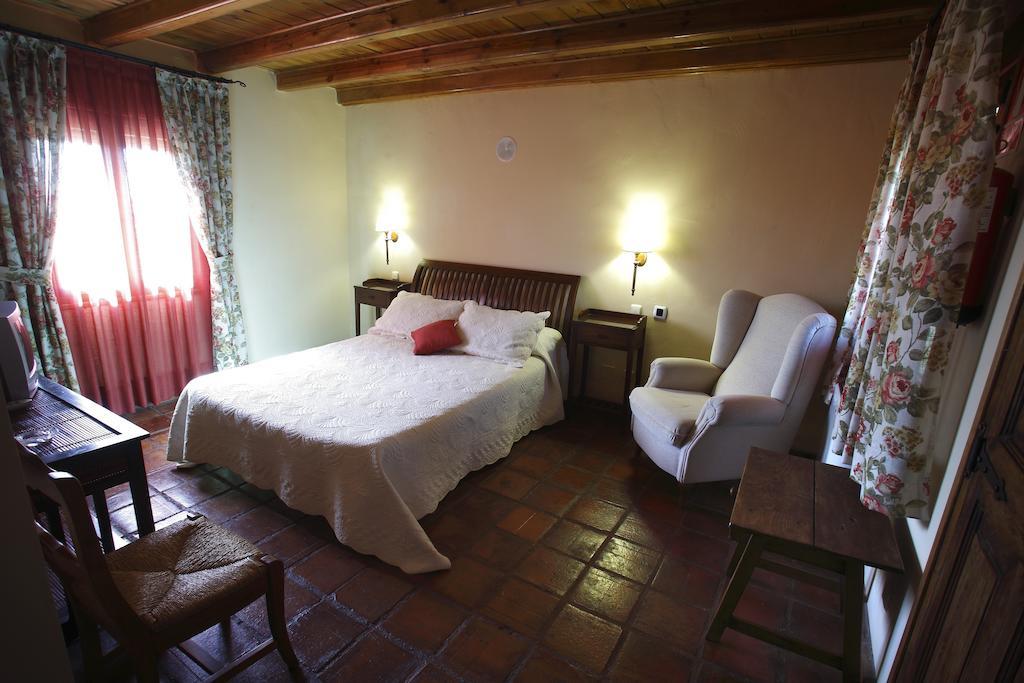 Hotel Los Rastrojos Aranda de Duero Chambre photo