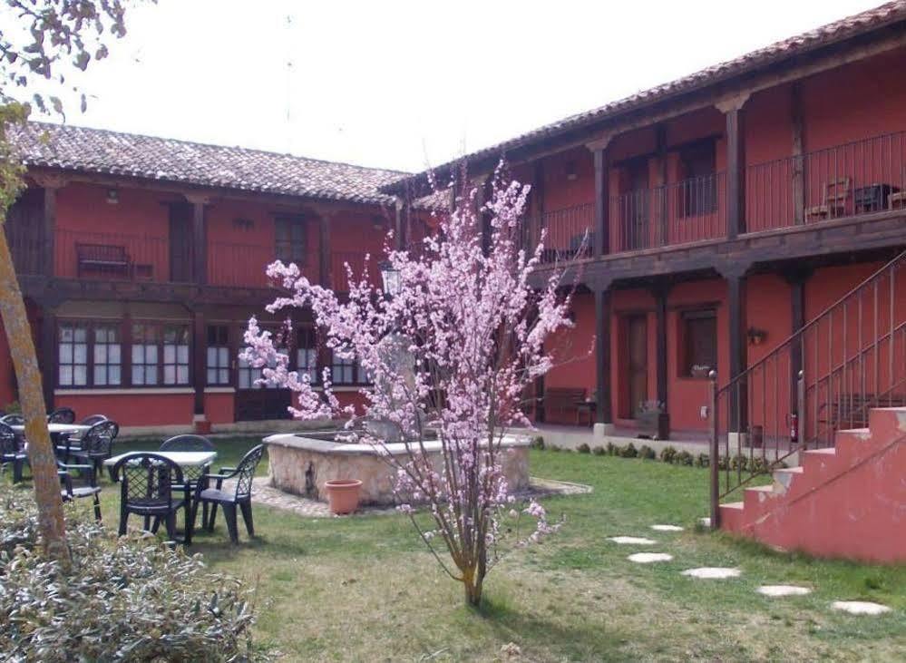 Hotel Los Rastrojos Aranda de Duero Extérieur photo